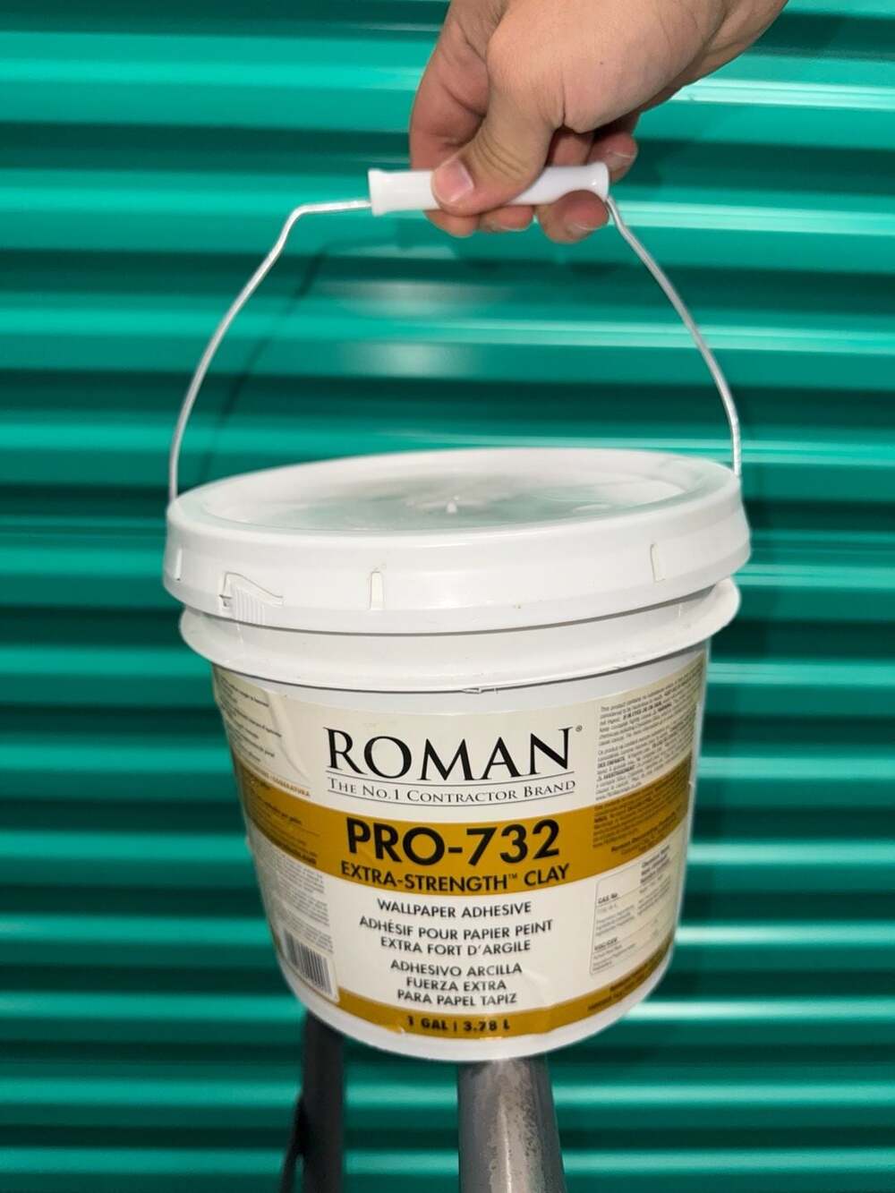 Roman PRO-732 Extra-Strength Clay Wallpaper Adhesive 1 Gallon